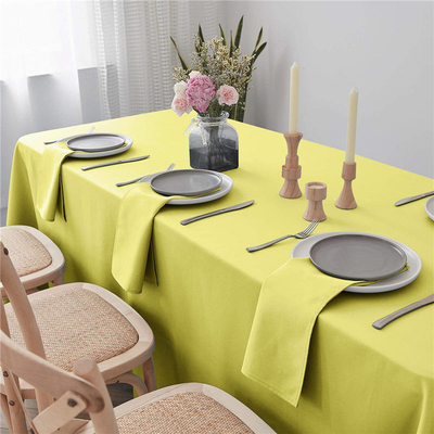 Podlouhlý ubrus čistě žlutý 90x156 palců 100% polyester nemačkavý pro hotel